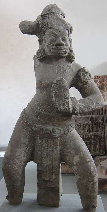 sculpture, demigod, guarding
