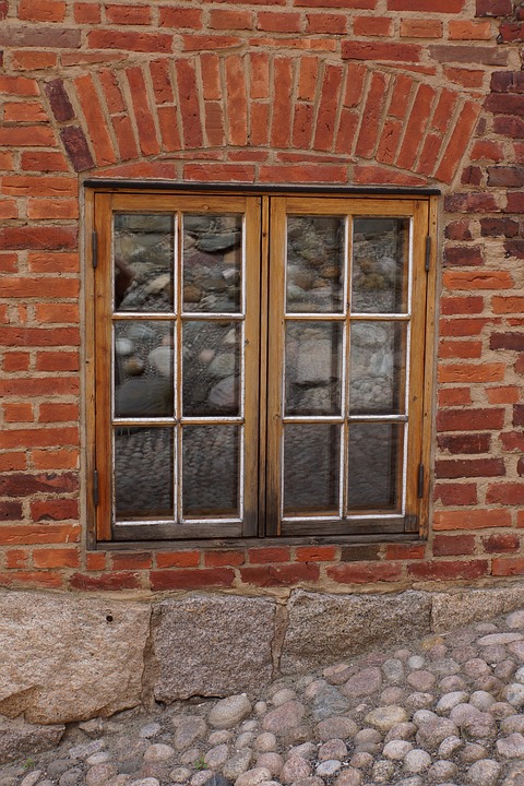 screen window, castle window, old