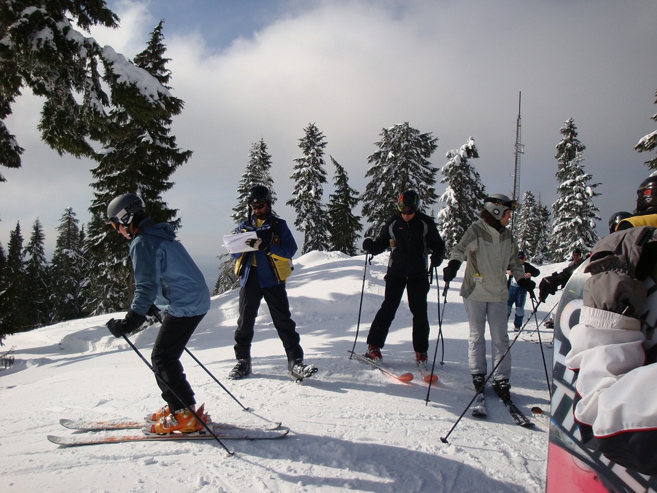 skiers, skiing, winter