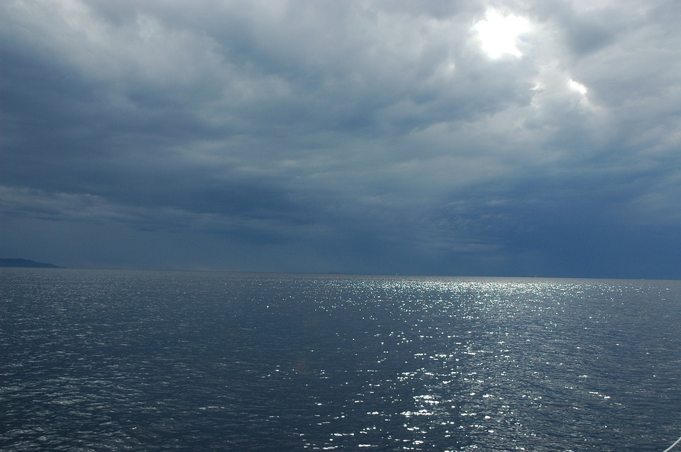 sea, thunderstorm, clouds