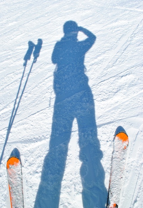 skiing, skiers, shadow