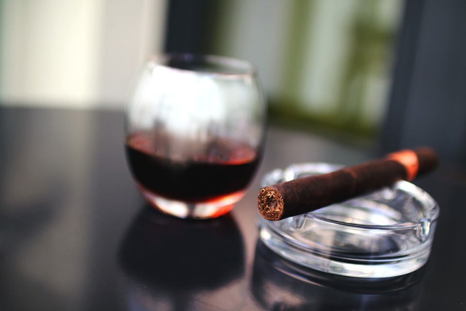 cigar, smoking, ashtray