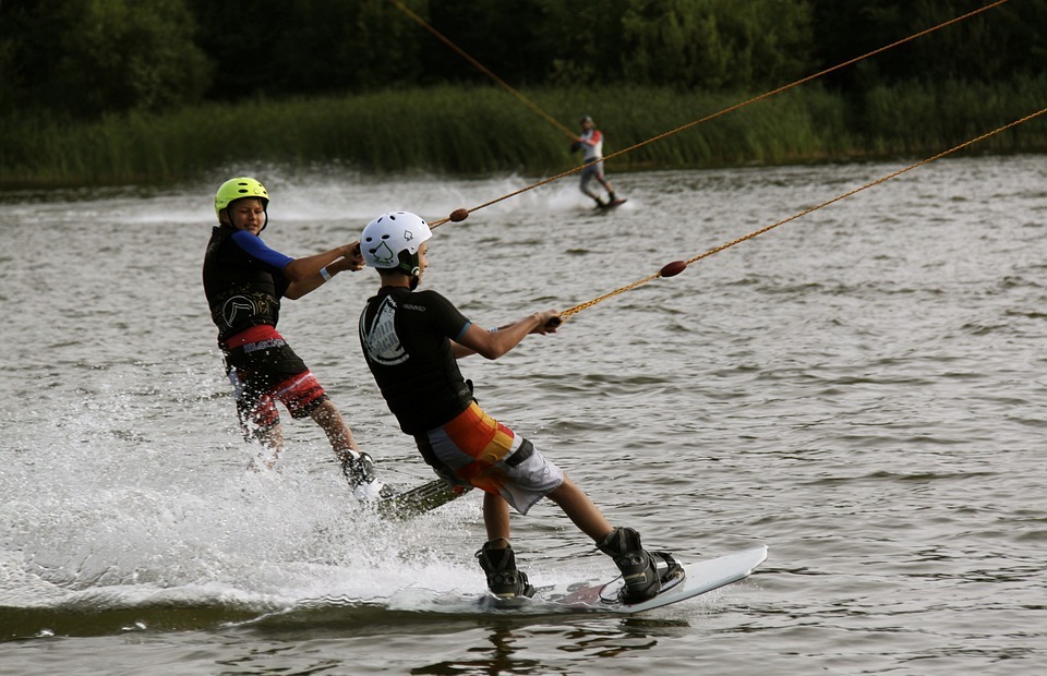 water-skiing, lake, water sports