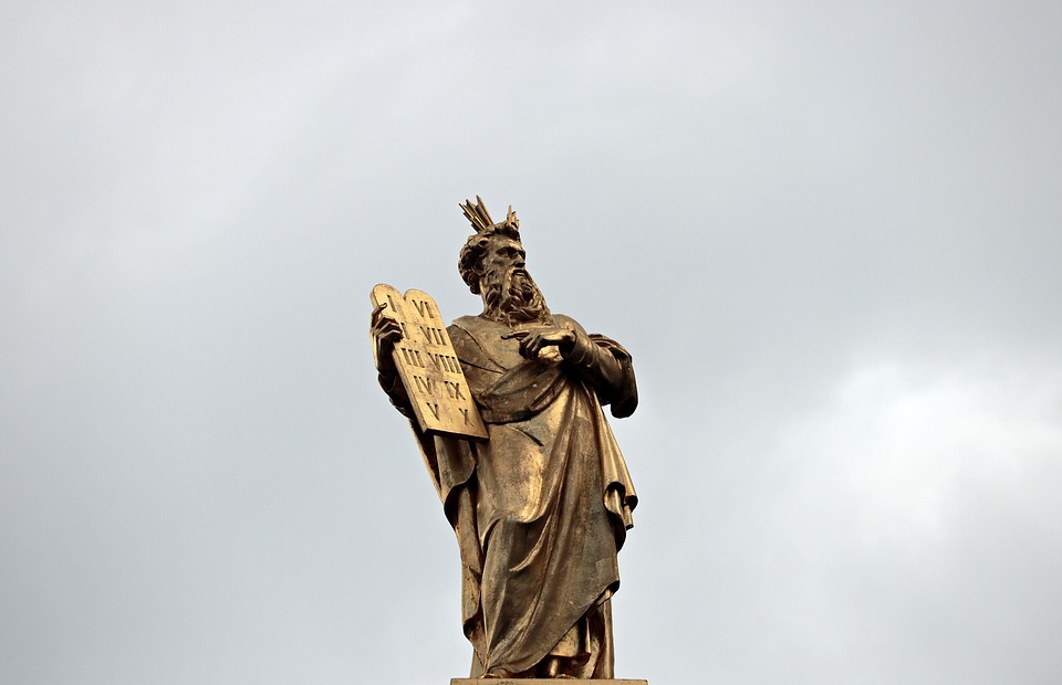 moses, 10 commandments, statue