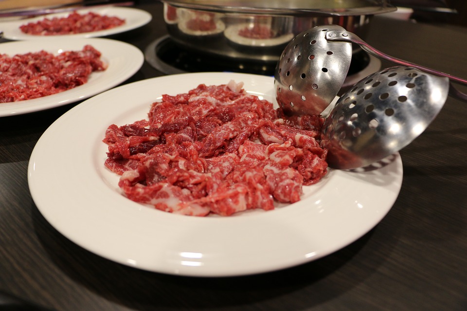 beef, chafing dish, eating