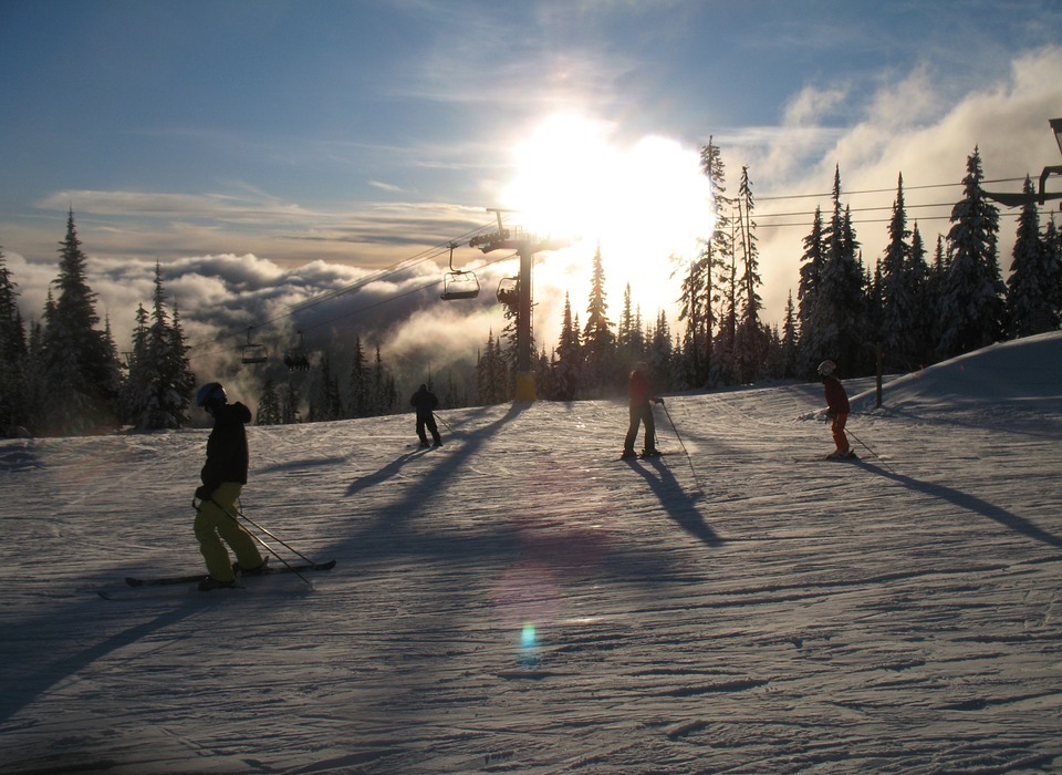 skiing, sun peaks, canada