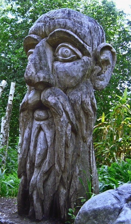 sculpture, log, fig
