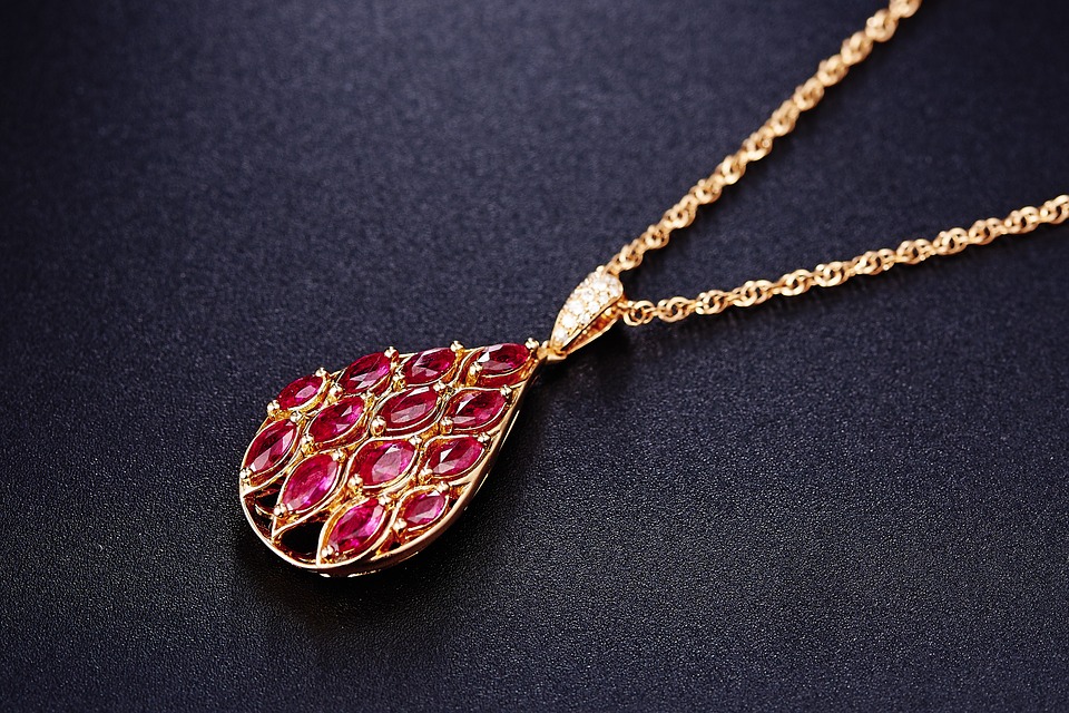 Ruby Jewelry for Valentine’s Day: A Gift of Passion