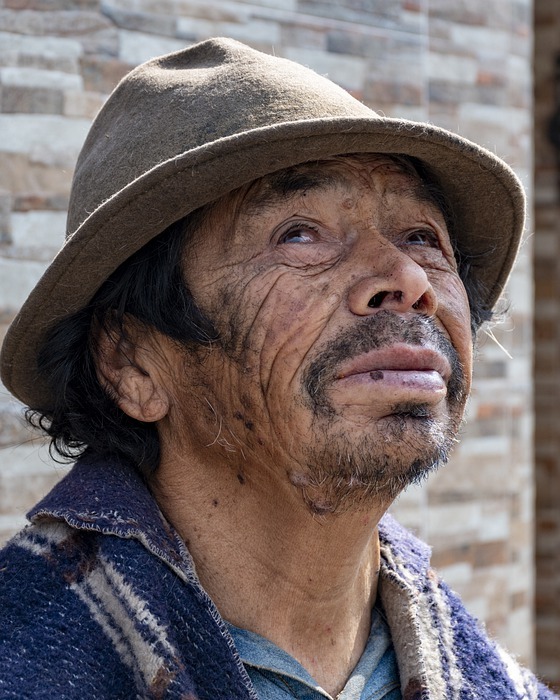 indigenous, ecuadorian, beggar - Stock Image - Everypixel